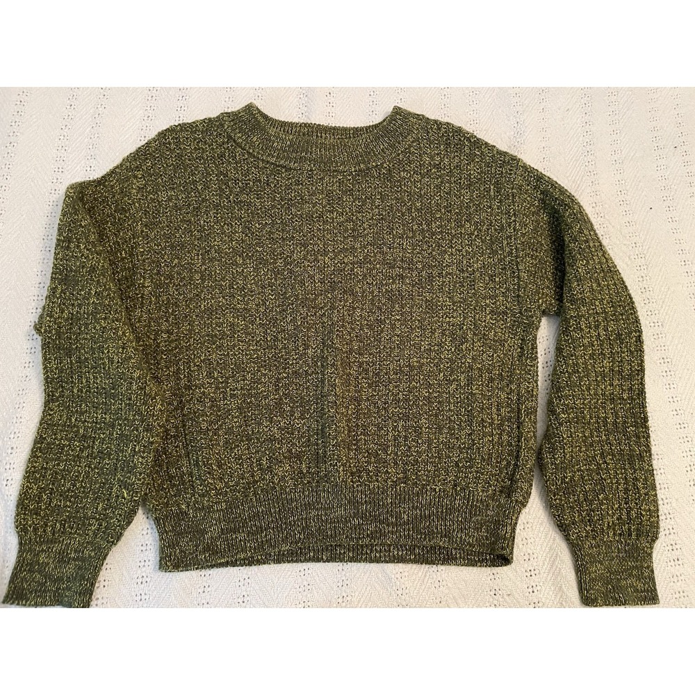 Universal thread sweater medium‎ green yellow cropped oversized recycled cozy